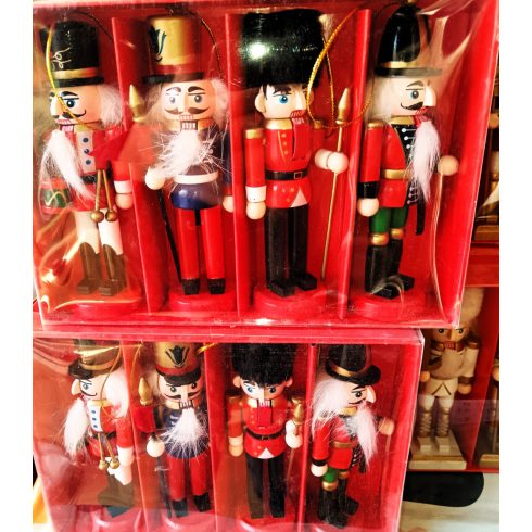 Diótörő katona figura, 4 figurás készlet, fa, piros