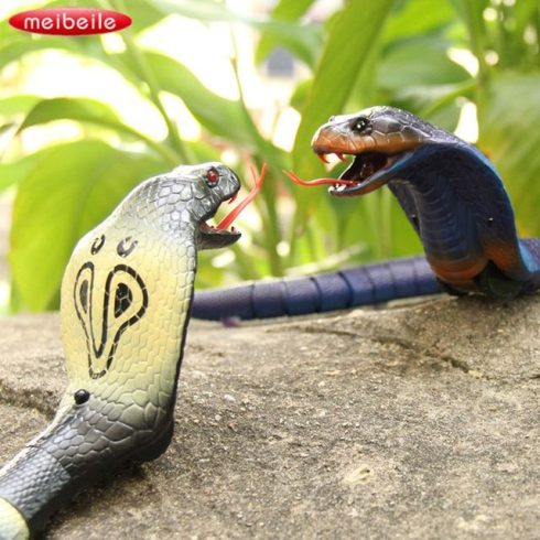 RC Élethű Távirányítós Naja Cobra Nagy Hatótávolságú, Tölthető Akkus Kobra Kígyó játék
