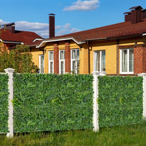 4 darab, 20 x 20 hüvelykes mesterséges sövénylapok változatos levelekkel
