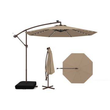   300 cm-es függő esernyő 40 LED-es lámpával napelemes elemekkel - kávé
