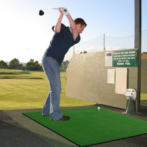5 x 3 láb golfpálya 3 gumitee-vel