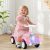 Kisgyermek lovaglás a Toy Classic tolóautón, kürttel és rózsaszín LED-es fényszóróval