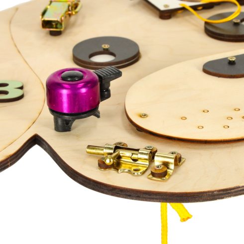 Fa manipulatív tábla kutya 49x37x6.5