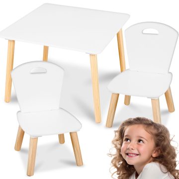 Asztal két gyermekszékkel Ricokids RC-848