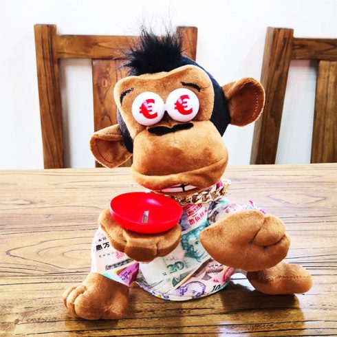 Vicces Mozgó Hangos Produkciós Mutatványos Koldus Majom Plüss Játék