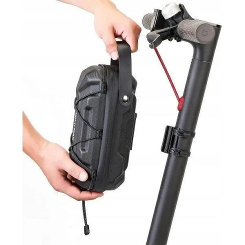 WILDMAN utazótáska robogóhoz vízálló 2L GD6X fekete