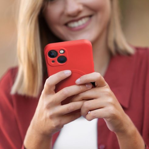 SILICONE MAG COVER case compatible with MagSafe for IPHONE 11 red