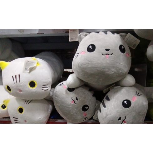 Óriás Plüss Cica Párna 100 Cm