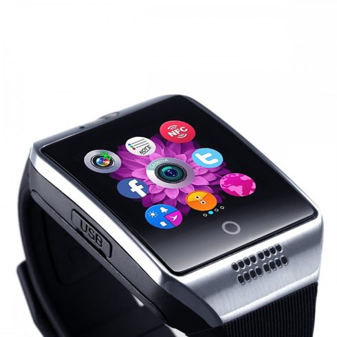 Q18 Okosóra, Hajlított Kijelzővel Magyar menüvel Ezüst